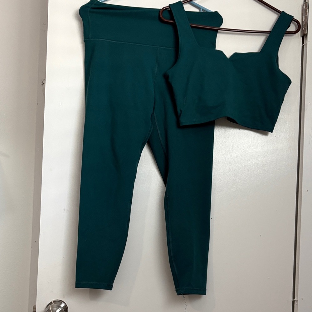 Women's Athletic Teal Top and Pant Set